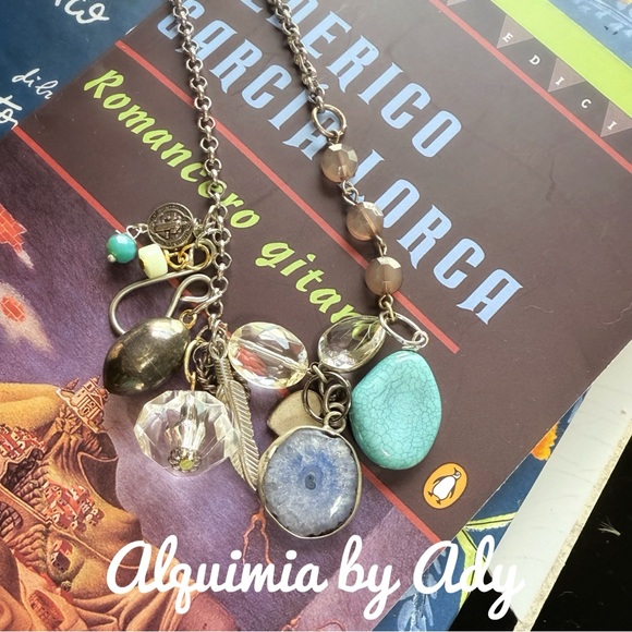Alquimia Jewelry - Colorful charms necklace